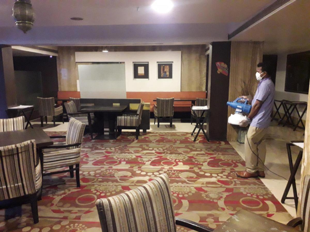 Fortune Murali Park Hotel Vijayawāda Exterior foto