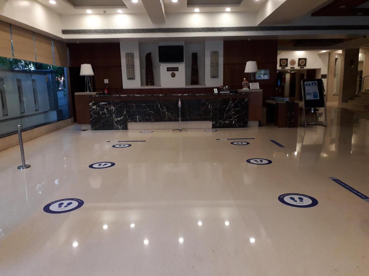 Fortune Murali Park Hotel Vijayawāda Exterior foto