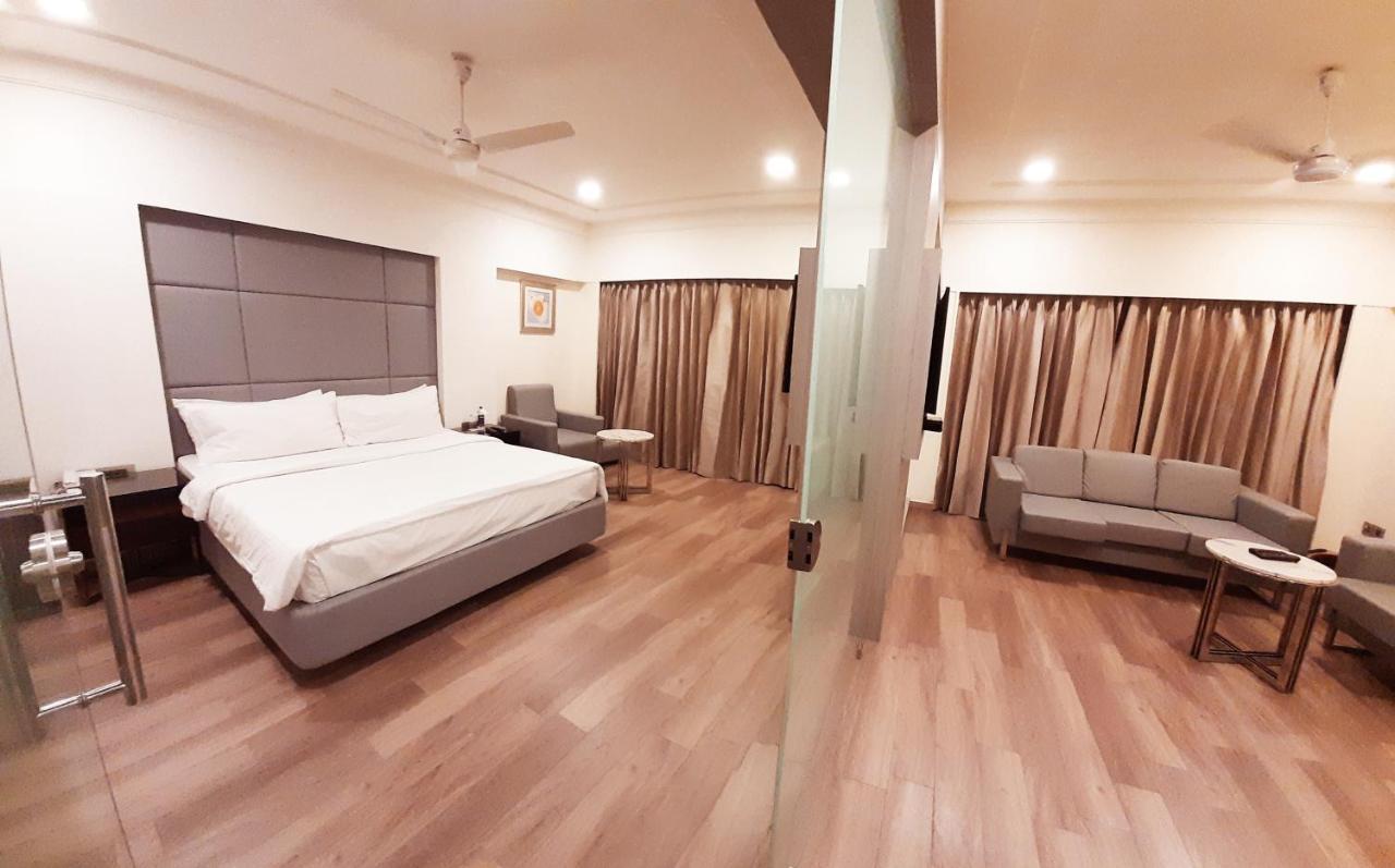 Fortune Murali Park Hotel Vijayawāda Exterior foto