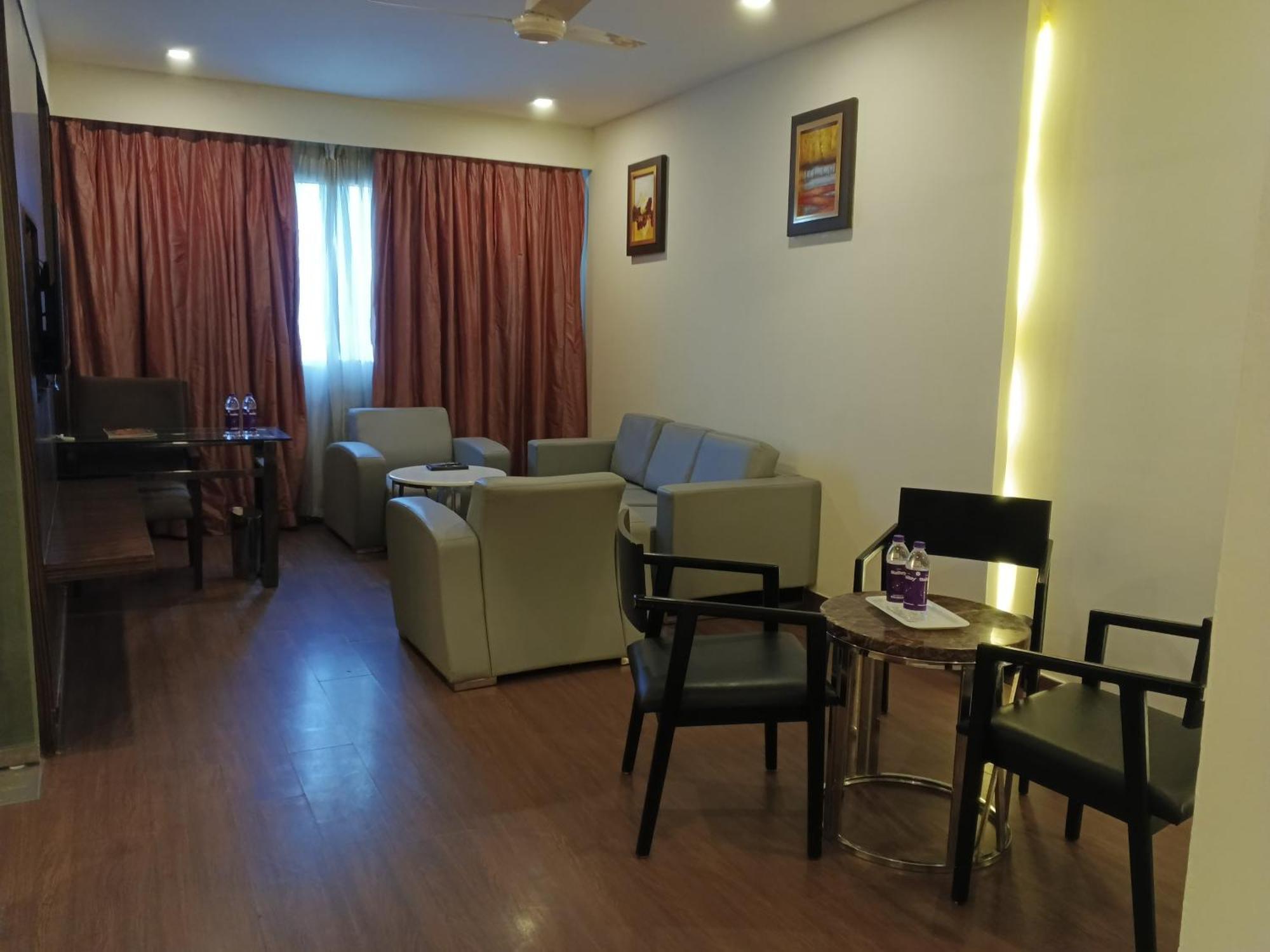 Fortune Murali Park Hotel Vijayawāda Exterior foto