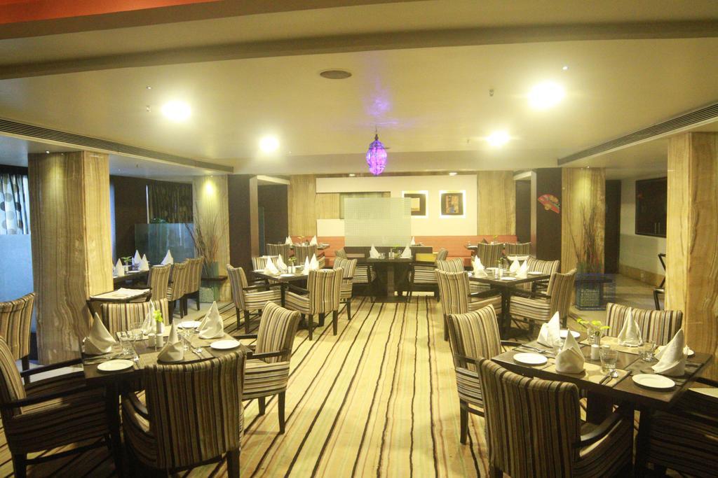 Fortune Murali Park Hotel Vijayawāda Exterior foto