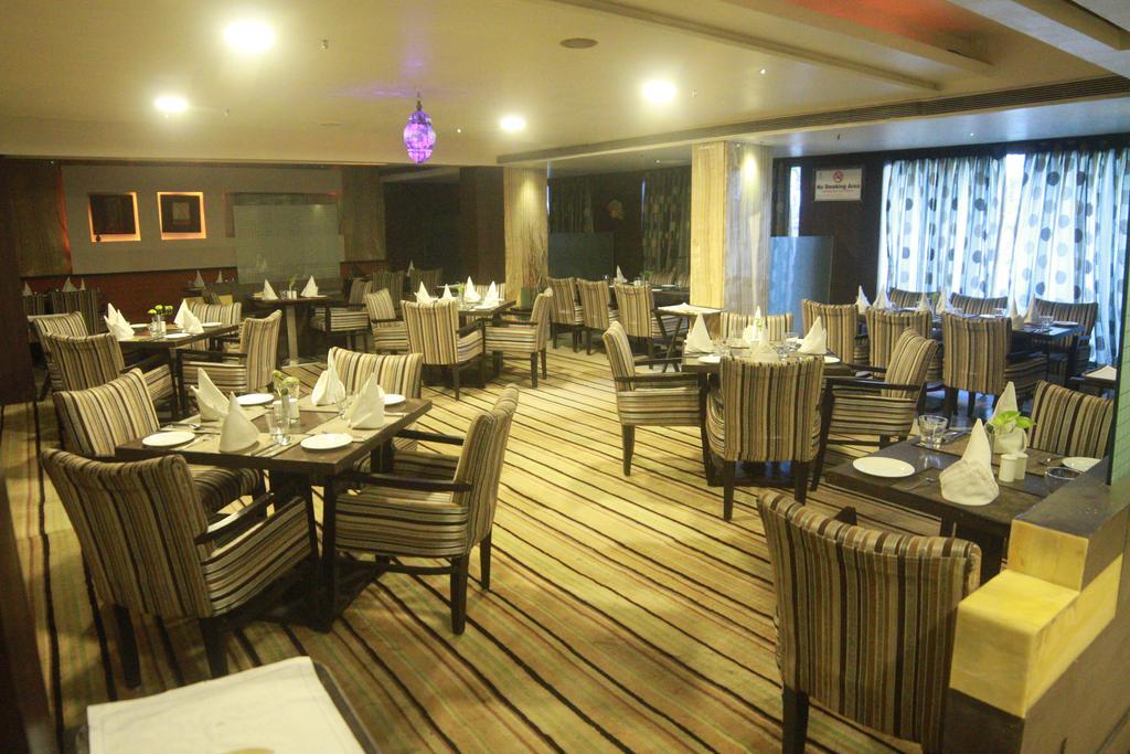 Fortune Murali Park Hotel Vijayawāda Exterior foto