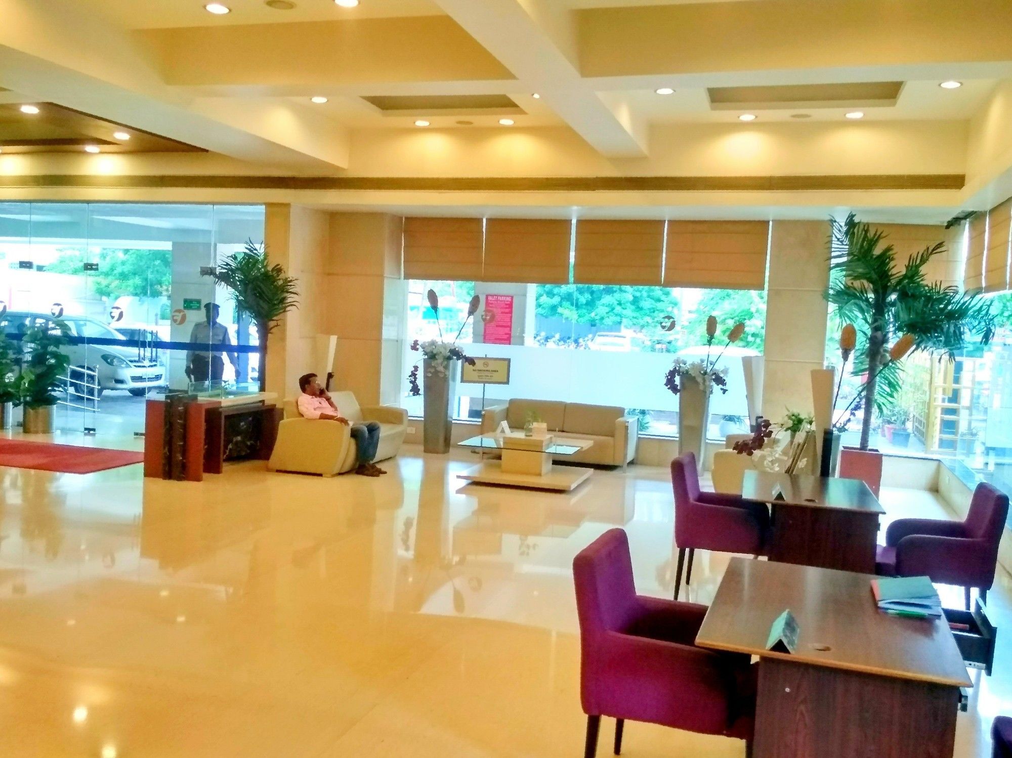 Fortune Murali Park Hotel Vijayawāda Exterior foto
