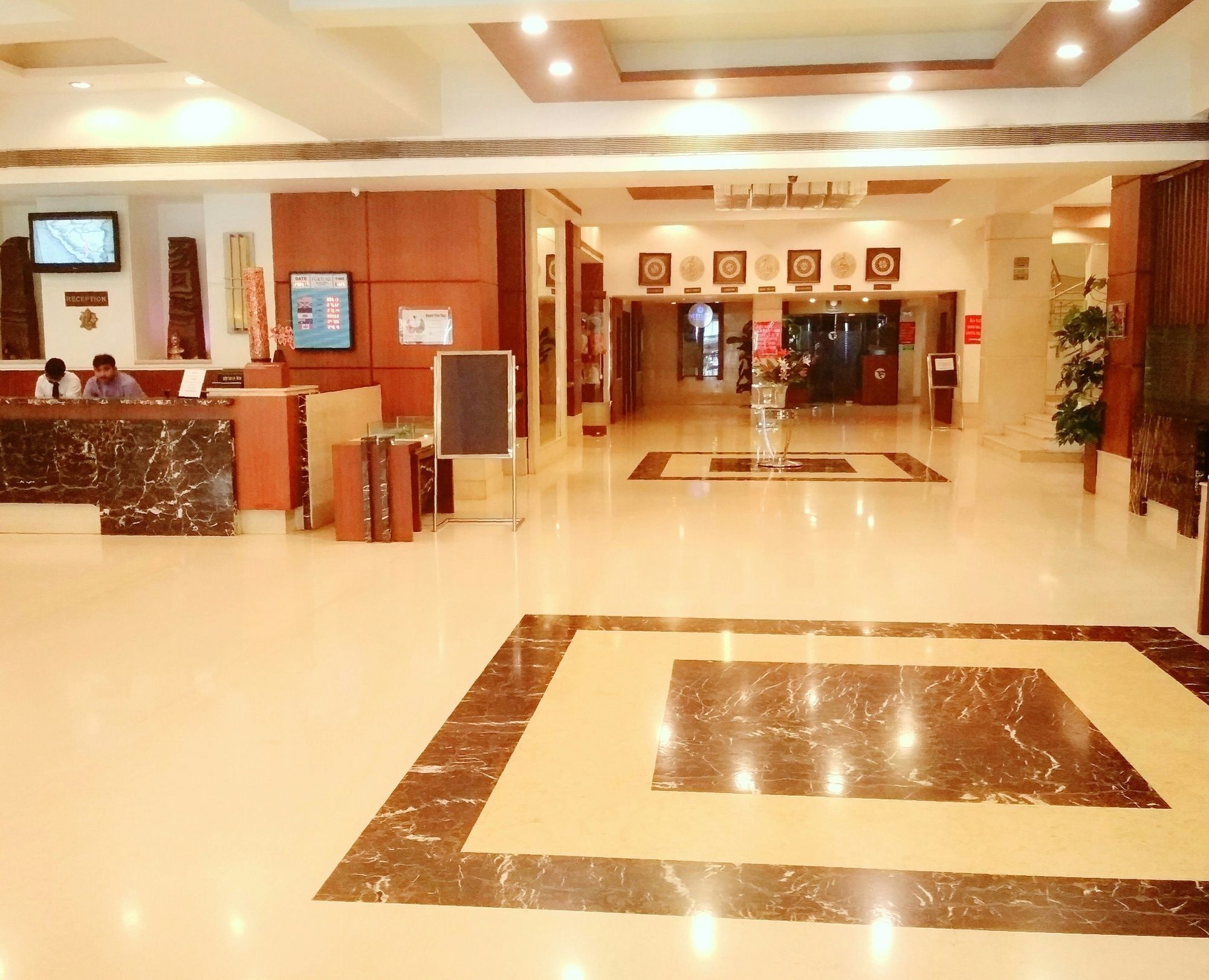 Fortune Murali Park Hotel Vijayawāda Exterior foto