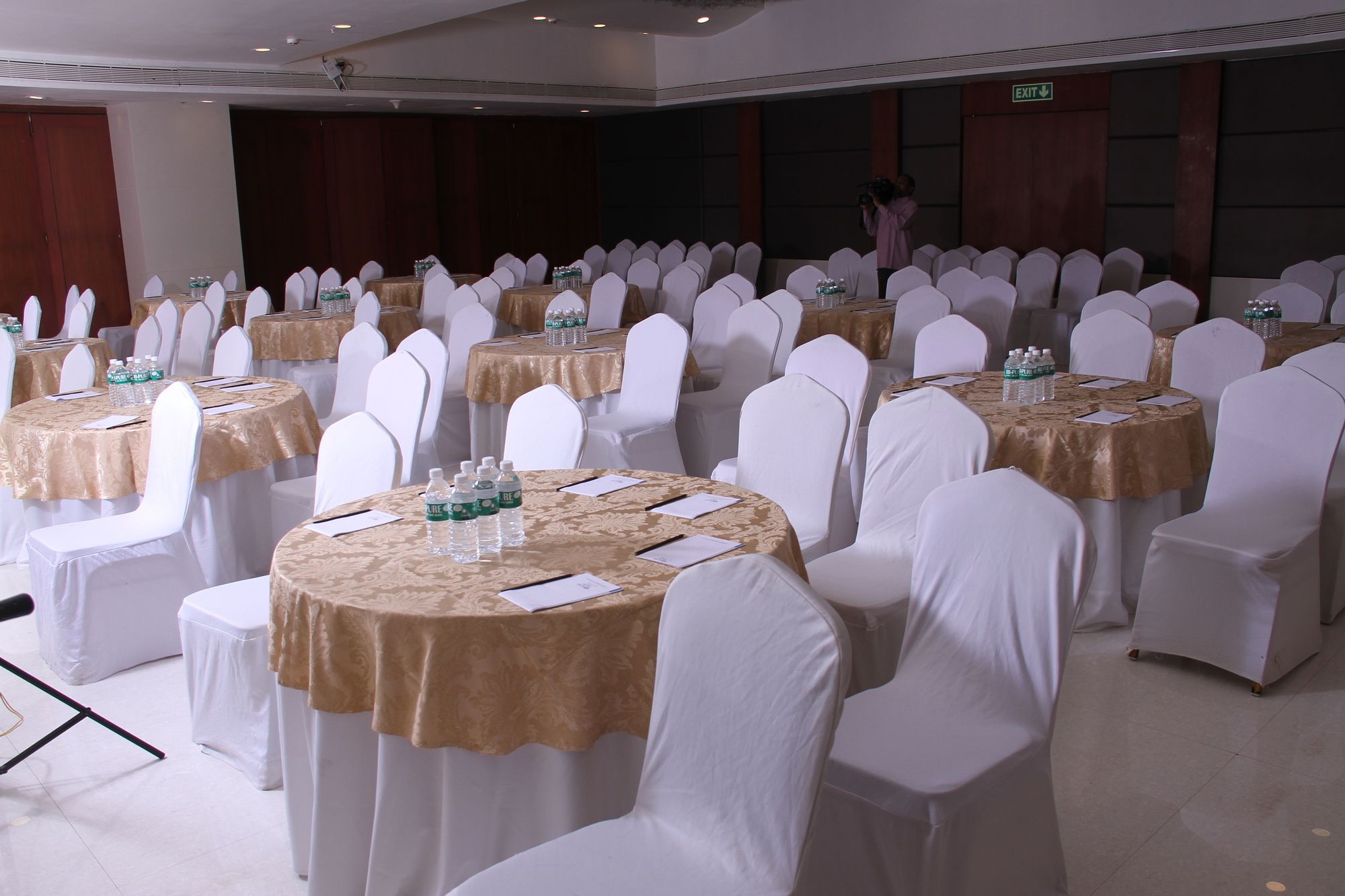 Fortune Murali Park Hotel Vijayawāda Exterior foto