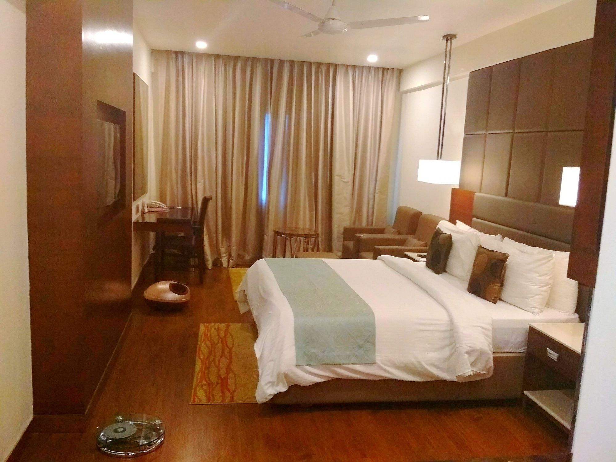 Fortune Murali Park Hotel Vijayawāda Exterior foto