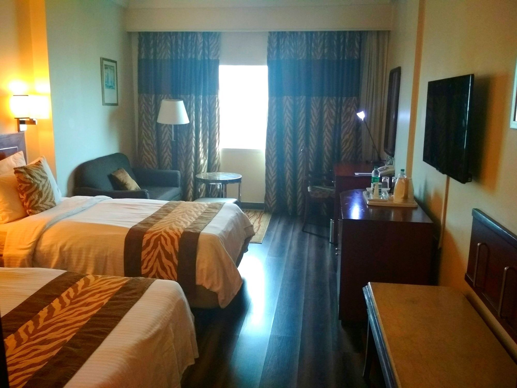 Fortune Murali Park Hotel Vijayawāda Exterior foto